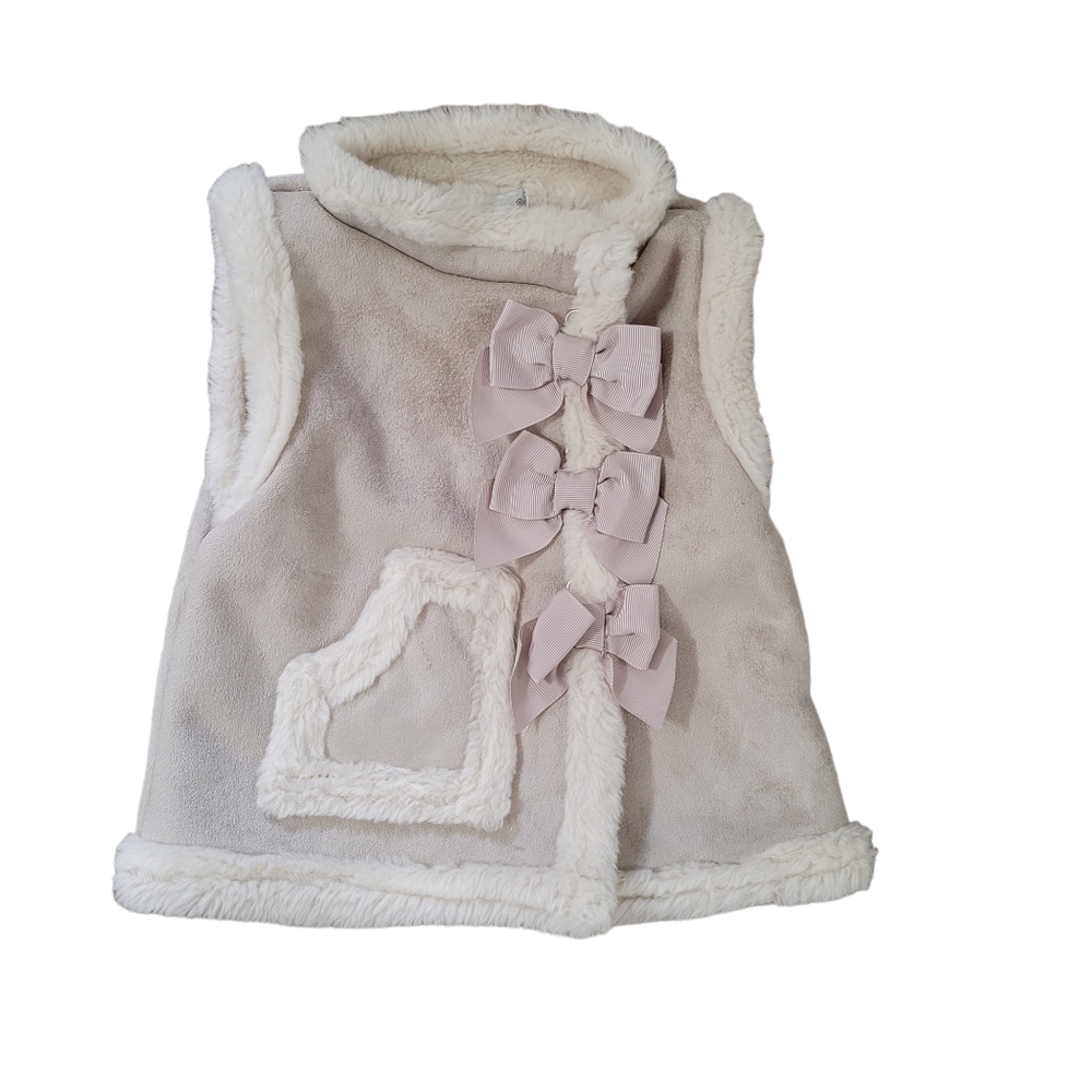 Maggie & Zoe faux fur vest